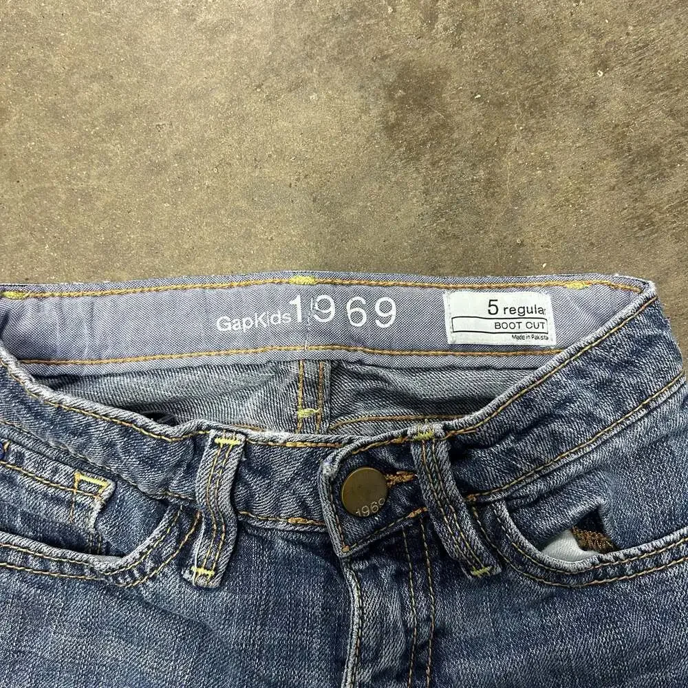 GapKids 1969 Girls Boot Cut Jeans Size 5 Regular Y2K